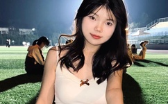 偷拍亚洲制服另类无码专区